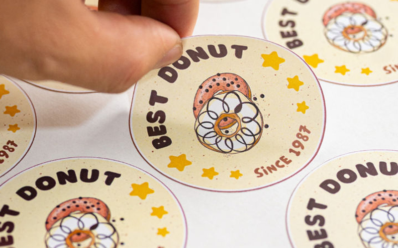 in nhãn giấy decal